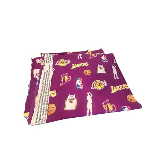 Los Angeles Lakers‎ NBA Blanket 60 Inches By 53.5 Inches - Picture 1 of 3